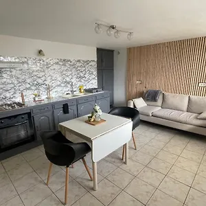 Avec Petit Jardin Appartement